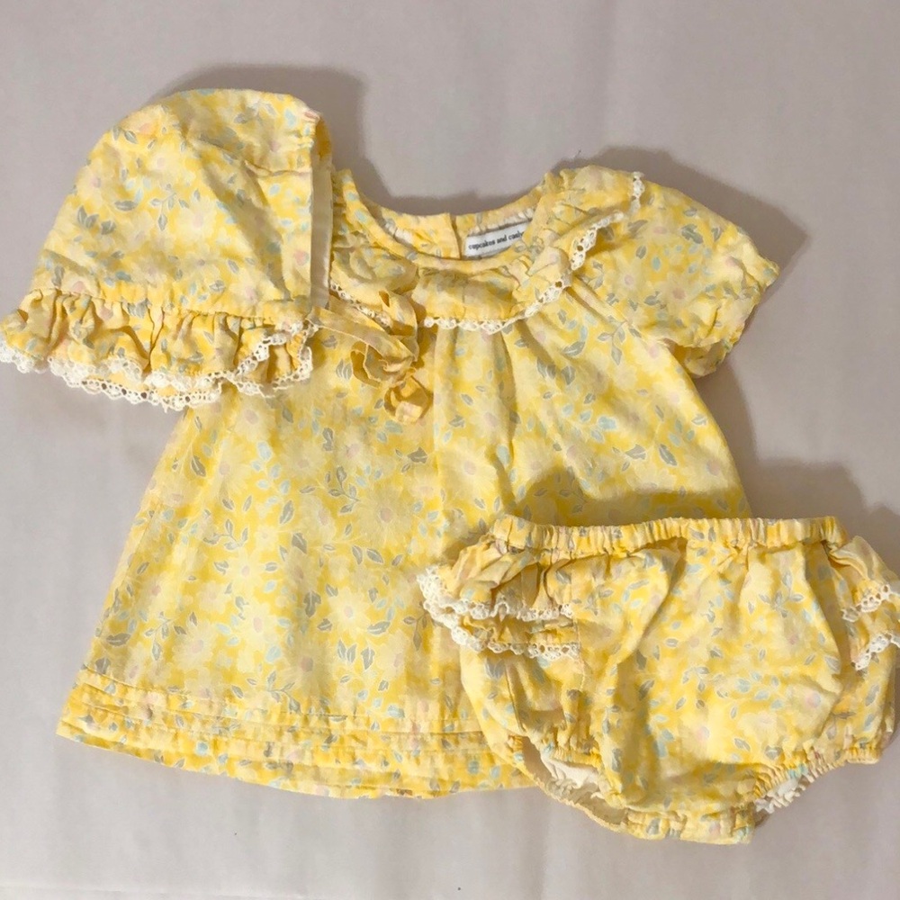 Cupcakes and Cashmere Yellow Floral Collar Lace Trim Cotton Dress Bonnet Set